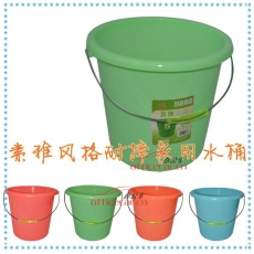 國(guó)產(chǎn) Domestic （質(zhì)量好）小水桶帶蓋 6升
